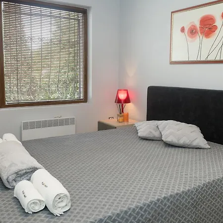 Appartement Cozy Flat With Two Bedrooms In By Flat Mаnаger