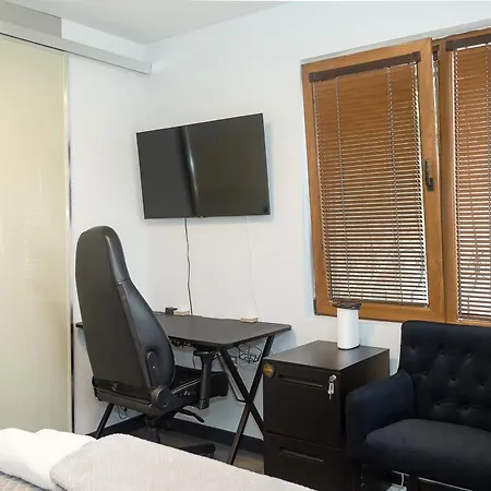 Cozy Flat With Two Bedrooms In By Flat Mаnаger Апартаменты Варна
