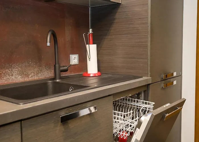 Cozy Flat With Two Bedrooms In By Flat Mаnаger Varna