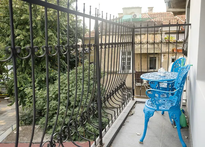 Appartement Cozy Flat With Two Bedrooms In By Flat Mаnаger