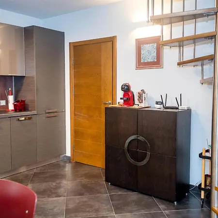 Cozy Flat With Two Bedrooms In By Flat Mаnаger * Warna